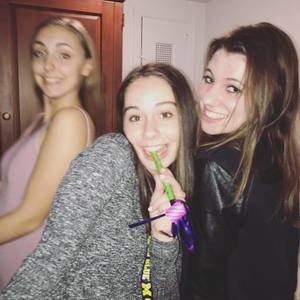 Meet your Posher, Abigail